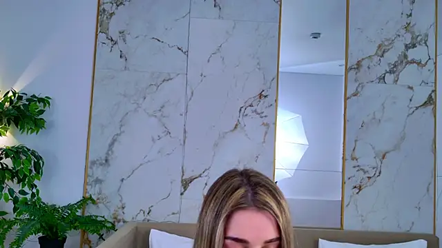 SweetyLicky online show from March 3, 3:29 pm