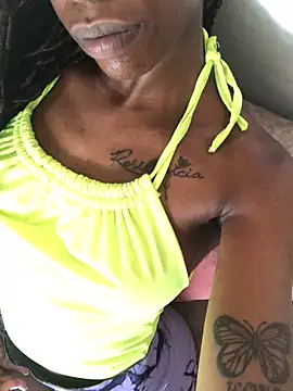 MichellePose online show from October 23, 9:43 pm