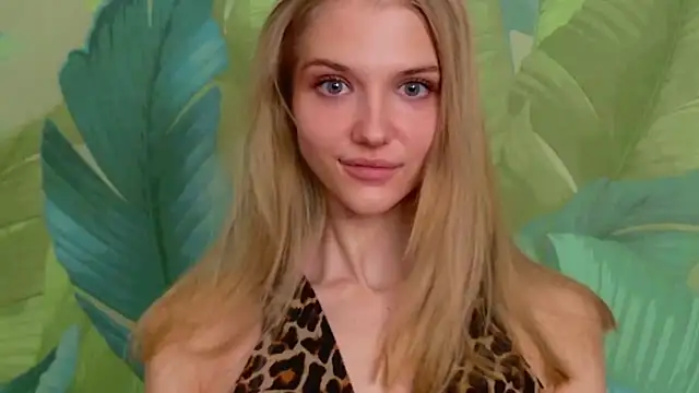 4example Chloe online show from March 2, 3:52 pm