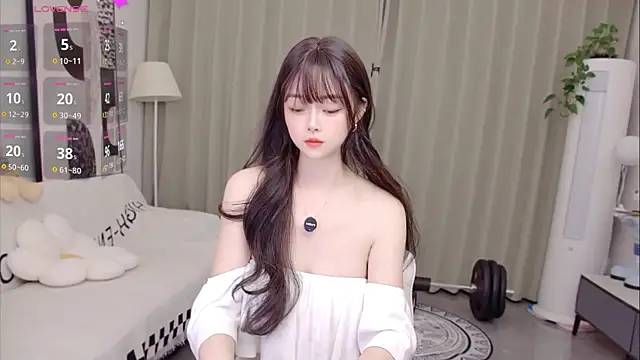 uikyy1 online show from May 12, 4:13 pm