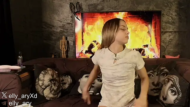 daddyonlyloveme online show from February 11, 10:22 pm