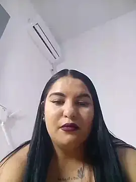 Mariana Secret online show from April 9, 3:39 pm