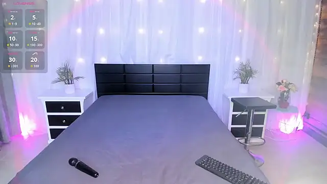 Evolet Bee online show from September 15, 1:30 pm