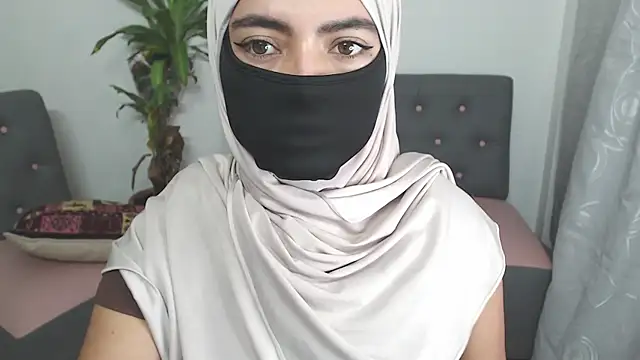 Snapshot of jade_nassar chatting on September 29, 11:43 pm jade nassar online show from September 29, 11:43 pm