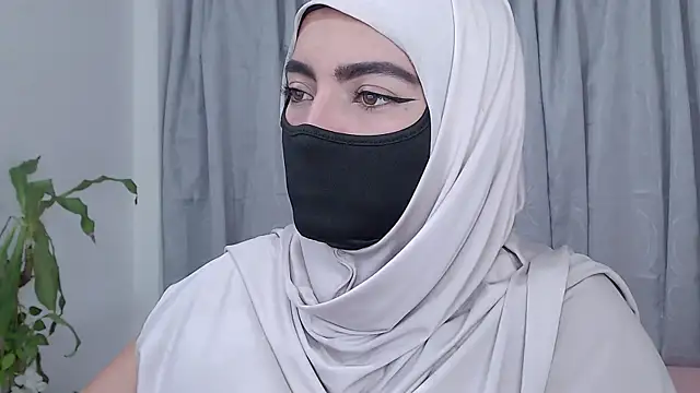 jade nassar online show from March 16, 11:19 pm