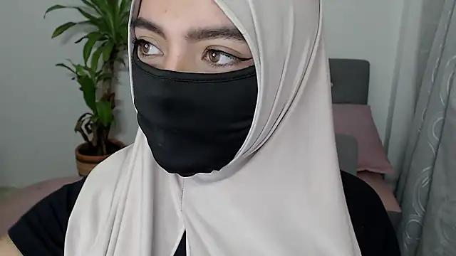 Snapshot of jade_nassar chatting on September 17, 4:38 pm jade nassar online show from September 17, 4:38 pm