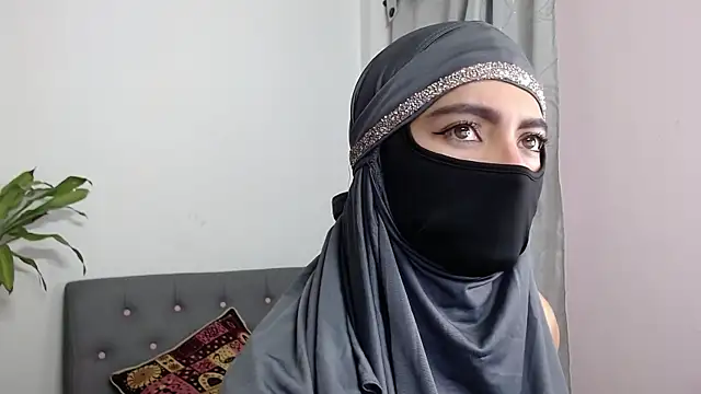 Snapshot of jade_nassar chatting on September 27, 10:39 pm jade nassar online show from September 27, 10:39 pm