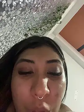 Snapshot of emilysofiia chatting on October 24, 11:56 pm emilysofiia online show from October 24, 11:56 pm
