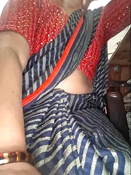 indianhotwife639 online show from December 17, 10:30 am