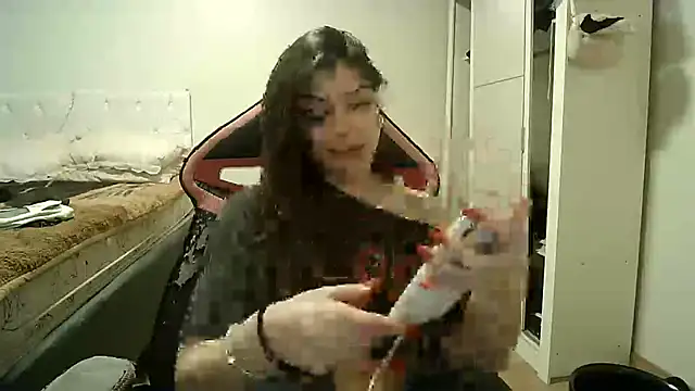 Snapshot of Becca_B chatting on October 3, 7:41 pm Becca B online show from October 3, 7:41 pm