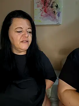 BlacReign online show from February 21, 8:20 pm