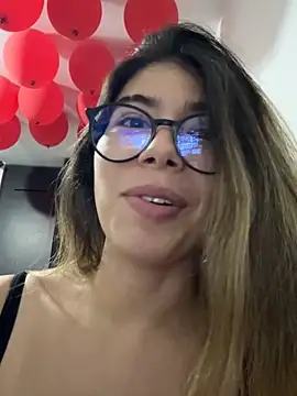 Snapshot of Caitlin_Cat chatting on October 5, 3:00 am Caitlin Cat online show from October 5, 3:00 am