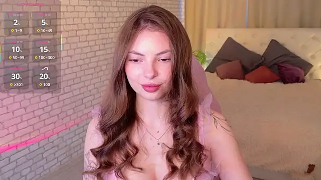 PhantomLace online show from April 8, 5:42 am