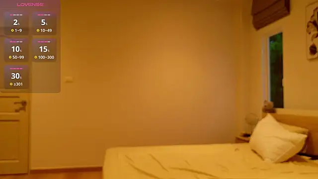 PhantomLace online show from October 28, 11:31 pm