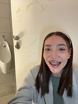 BallerinaCappuccino  online show from March 31, 9:42 am