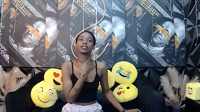 Lilmisbaddyxxx online show from February 16, 6:19 pm