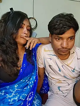 Hotbhabi305 online show from February 22, 5:14 pm