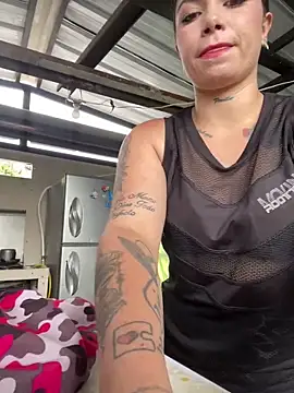 Lali HOtt online show from April 23, 1:57 pm