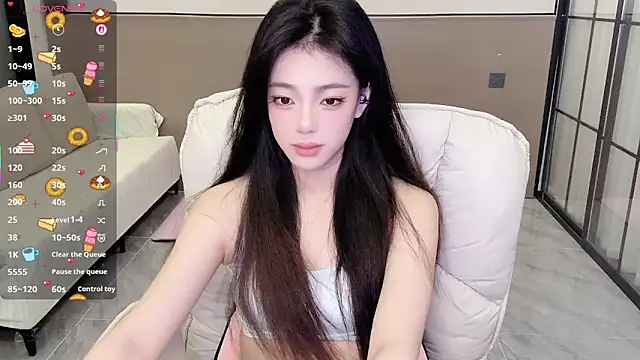 Sandy Uu online show from September 27, 3:47 am