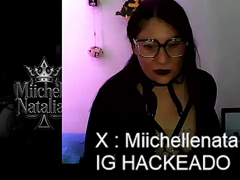 miichellemalvoa online show from April 28, 10:35 pm