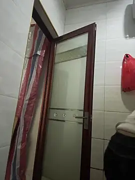 crhong666 online show from February 16, 12:54 am