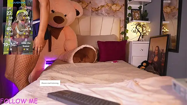 hannachris- online show from February 21, 11:49 pm