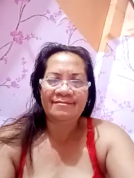 vickyhot1966 online show from September 19, 9:25 pm