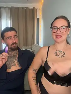 ManjaWinkler online show from May 1, 5:43 am