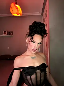 lacattiva online show from September 13, 7:55 pm