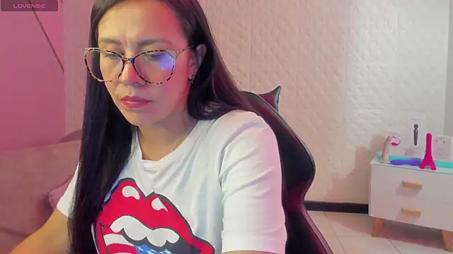 Eva mermaid online show from April 10, 11:33 pm