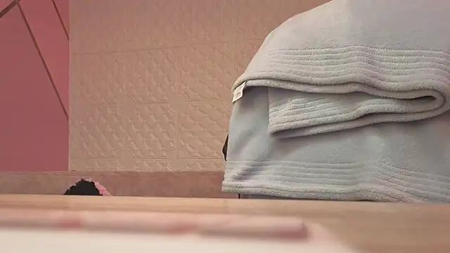 Eva mermaid online show from April 1, 2:14 pm