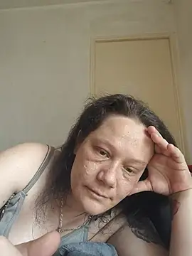 zeousseelphie online show from May 31, 1:17 pm