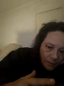 Snapshot of zeousseelphie chatting on September 25, 5:22 pm zeousseelphie online show from September 25, 5:22 pm