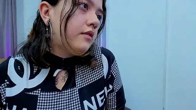Niaa Stark online show from April 23, 8:22 pm