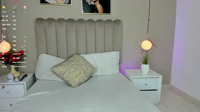 Dani rosse  online show from March 21, 12:54 pm