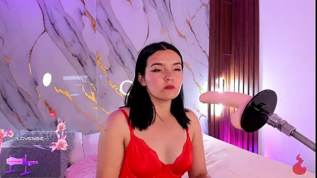 alicecute77 online show from March 2, 2:22 am