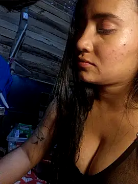 katiamia online show from March 25, 5:44 am