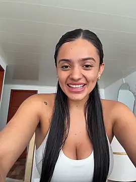 AnaaFaith  online show from April 12, 6:22 pm