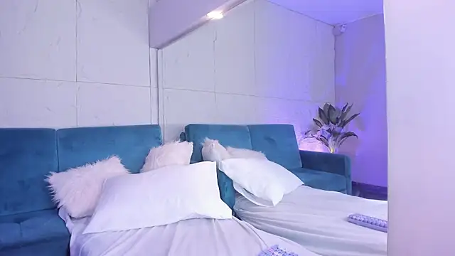 DulceGreem online show from March 2, 10:37 pm