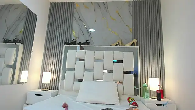 VanessaHard as online show from October 29, 8:11 pm