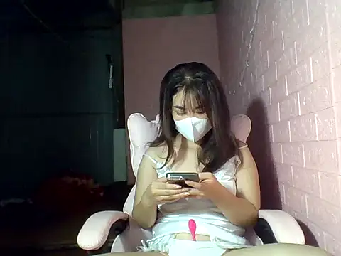 Snapshot of Seri202 chatting on October 14, 5:37 pm Seri202 online show from October 14, 5:37 pm