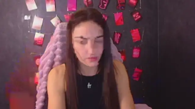 Aurora Loveu online show from December 17, 11:31 pm