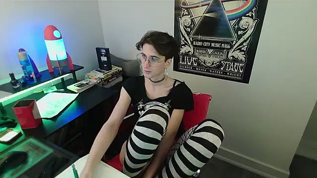 polaris industries online show from February 10, 4:32 pm