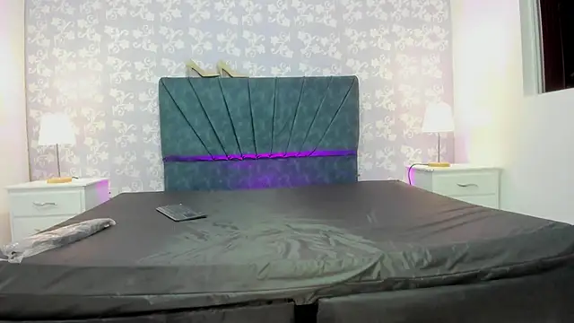 VioletRose as online show from March 25, 1:55 am