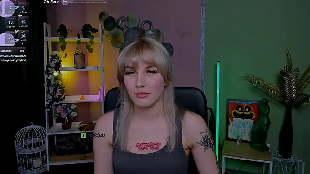 Snapshot of marta_smith chatting on September 29, 7:52 pm marta smith online show from September 29, 7:52 pm