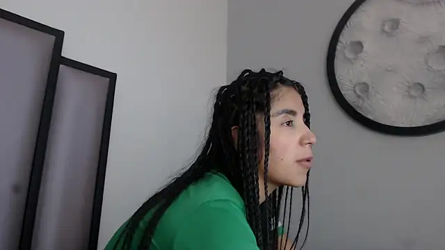 Lucy-23 online show from December 5, 5:18 am