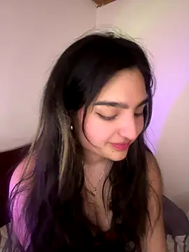 Clementyne30 online show from September 29, 12:38 am