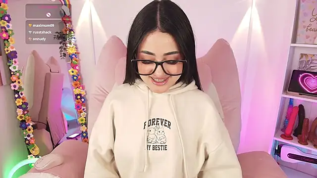 justonecute online show from January 8, 12:47 am