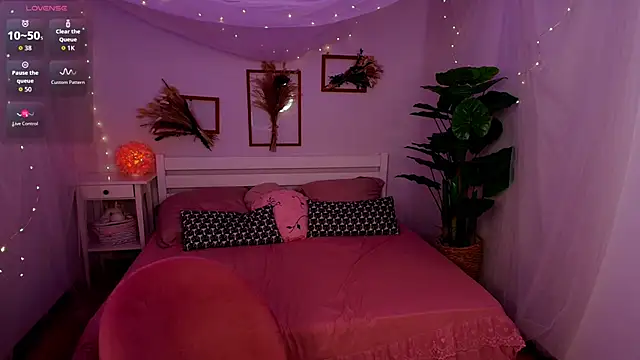 CatEyePro online show from April 3, 3:59 am