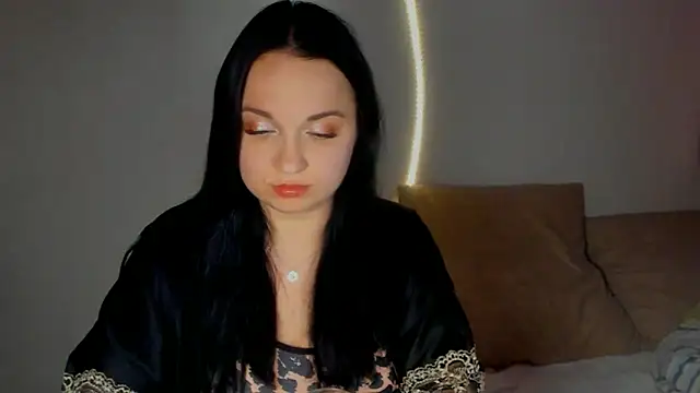 VoxxAura online show from September 25, 5:33 pm